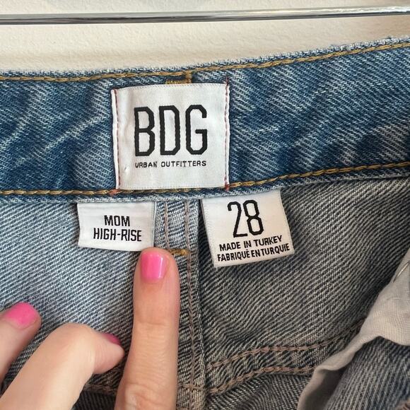 BDG Urban Outfitters Mom Jeans Women 28 Blue Distressed High Rise Relaxed Spring - Picture 7 of 11